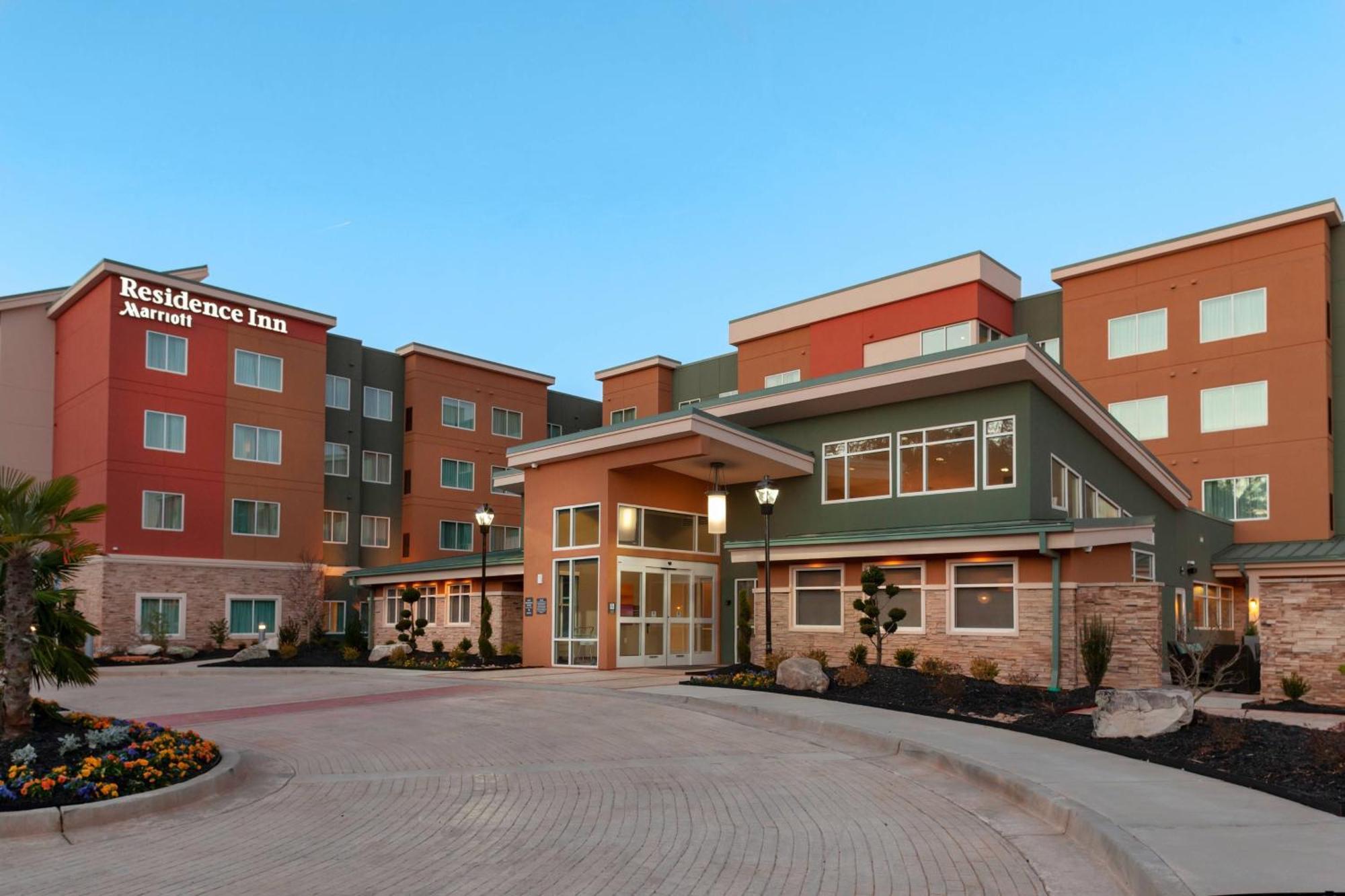 Hotel By Marriott Atlanta 3*